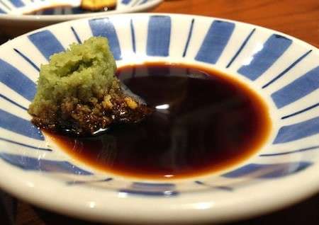 【刺身醤油のわさびマナーは守る割合】刺身醤油に溶かす派の意見！