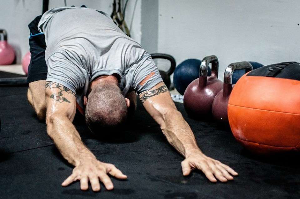 有酸素運動で疲れると筋トレの質が落ちるから