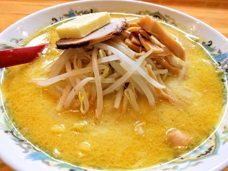  実は歴史がある味噌カレー牛乳ラーメン