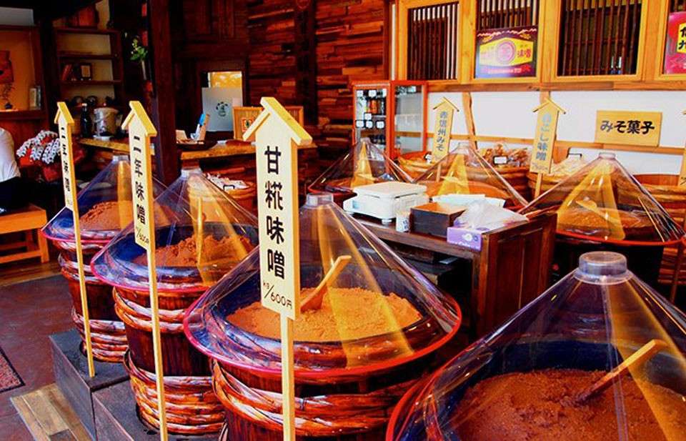 【丸正醸造の二年味噌】の商品紹介
