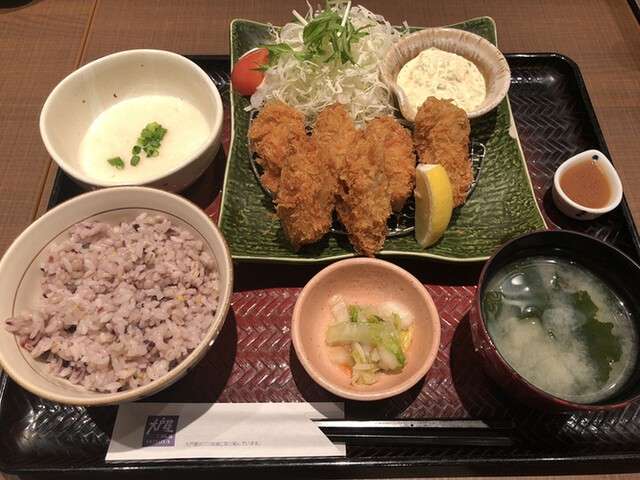 「にっぽんの食卓ごはん」が手本