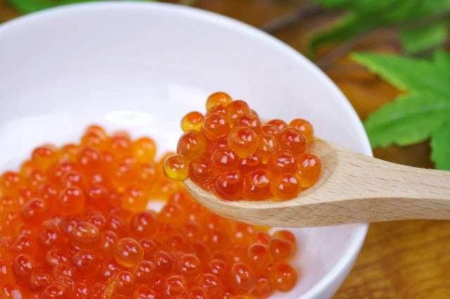 【銀聖 新巻鮭といくら醤油漬け】の商品紹介