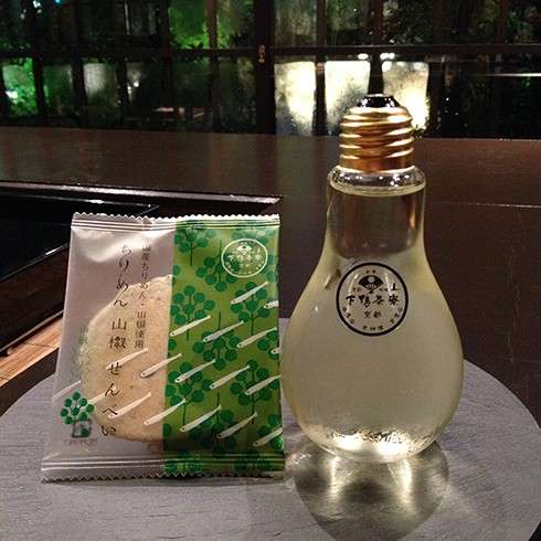 【ちりめん山椒せんべい】の商品紹介