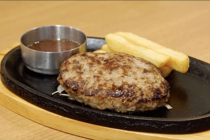 手ごねハンバーグ