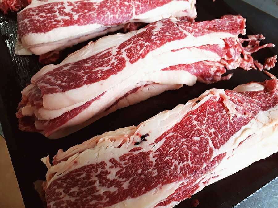 なぜ馬肉を桜肉と呼ぶのか