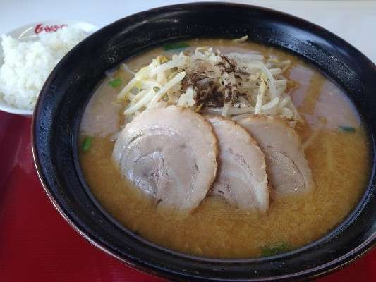 味噌チャーシュー麺