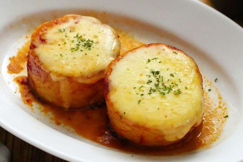  チーズを乗せた大根ステーキ！