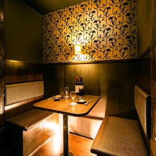 2004年に100店舗達成