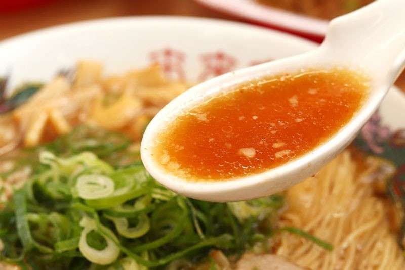 京都風醤油味の鶏ガラスープ＋背脂