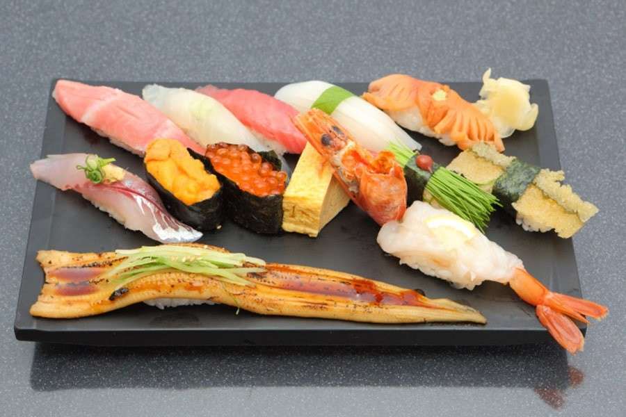 【すしざんまい】の特徴