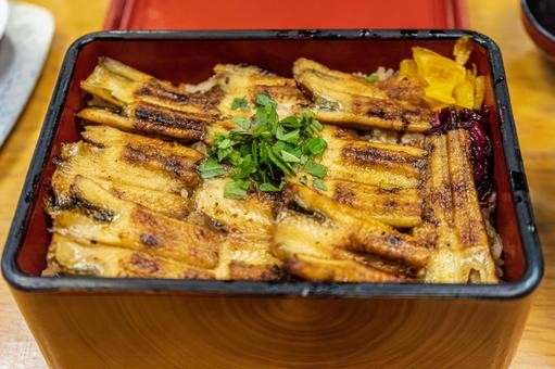 あなごめしの特徴