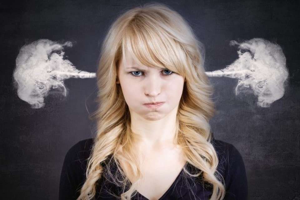 女性が嫉妬する画像