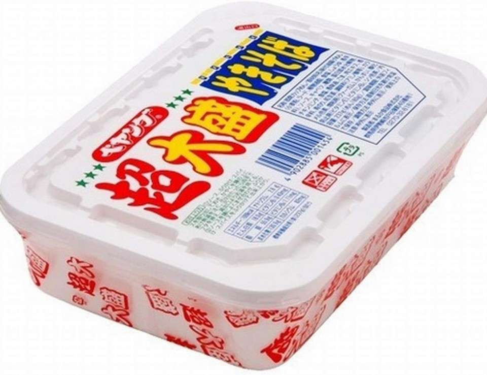 【ペヤングソースやきそば】の評判