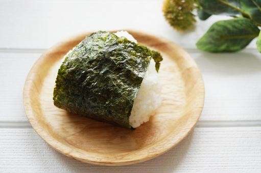 【ばくだんおにぎり】の特徴・魅力