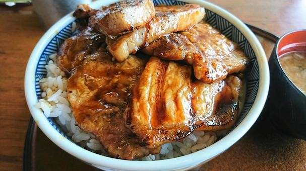 豚丼の特徴