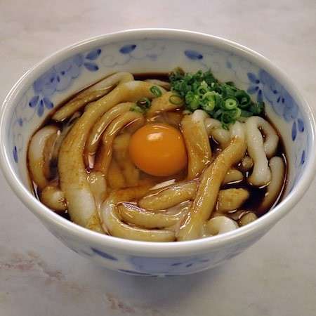 三重県の名物「伊勢うどん」