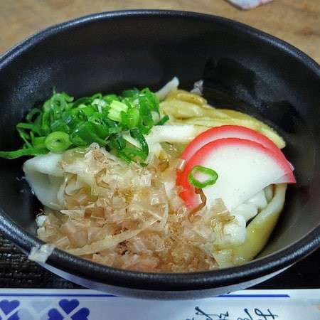 伊勢名物「伊勢うどん」