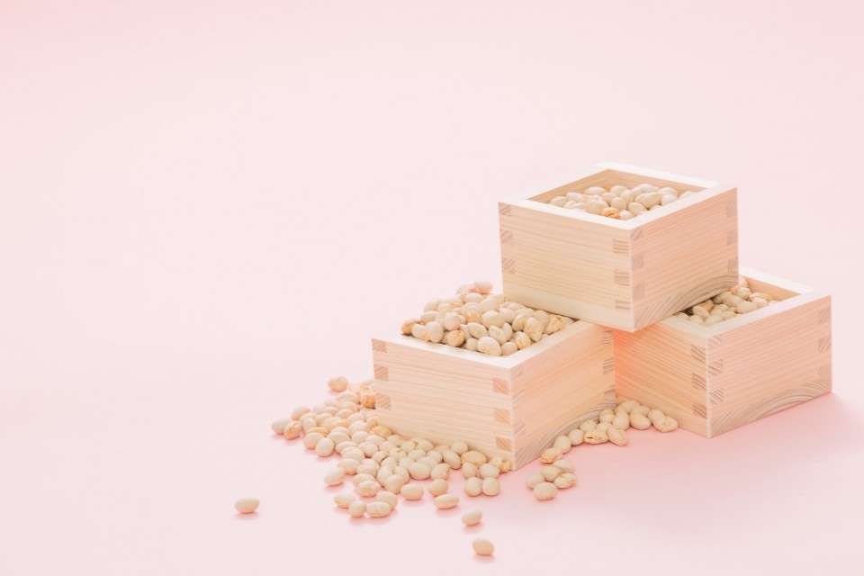節分ボッチ!年齢以上の豆を食い尽くせ!画像