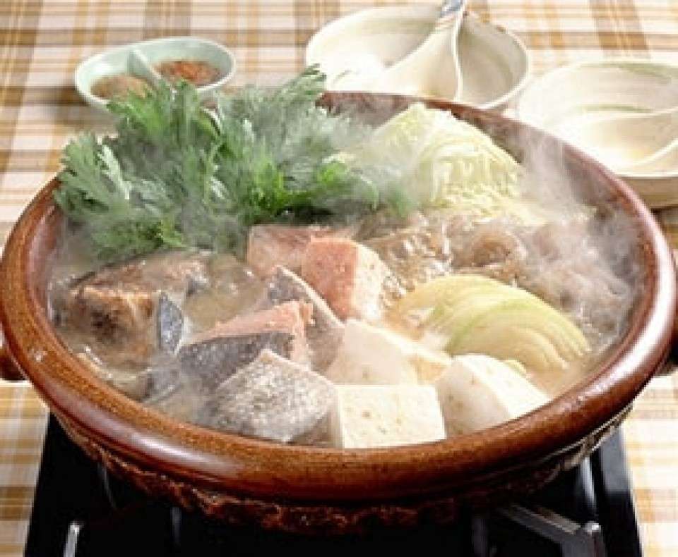 【さっぽろ雪まつり】おすすめの食べ物『石狩鍋』画像