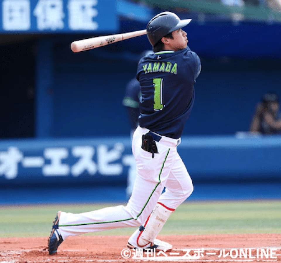 山田哲人